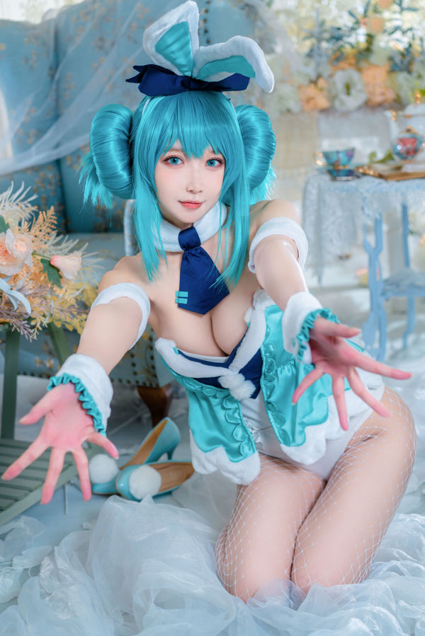 [COS Welfare] Blogger anime A Bao juga seorang gadis kelinci - miku kelinci putih