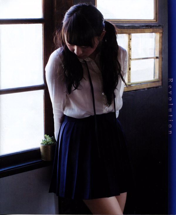 [BUBKA] Yuria Kizaki Nana Yamada Shiori Kaneko 2014.03 Photographie