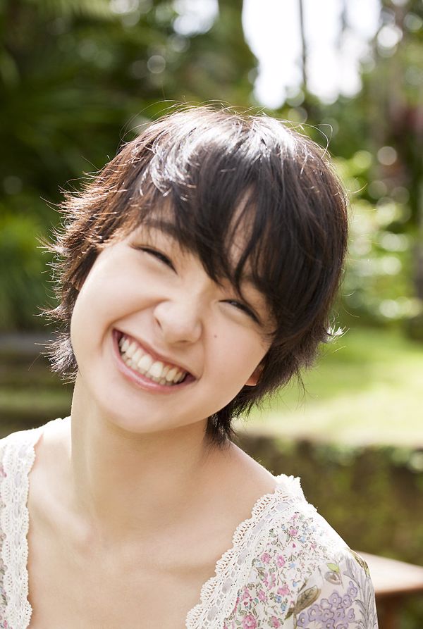 Ayame Goriki << Hành tinh đang yêu >>