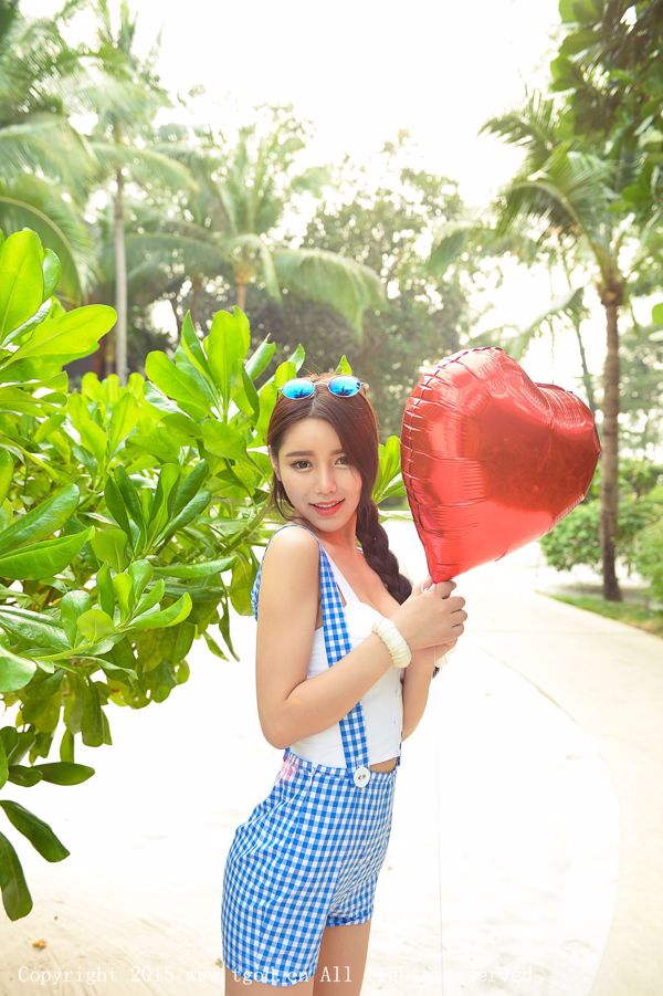 Xu Yanxin Mandy, "Phuket Travel Shooting", la dea delle bretelle e dei pantaloncini