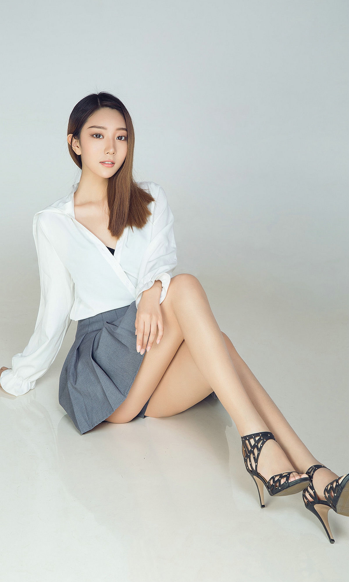 Korean legs. Азиатские девушки. Азиатские актрисы. Кореянки long Legs. Позы для азиатской фотосессии.