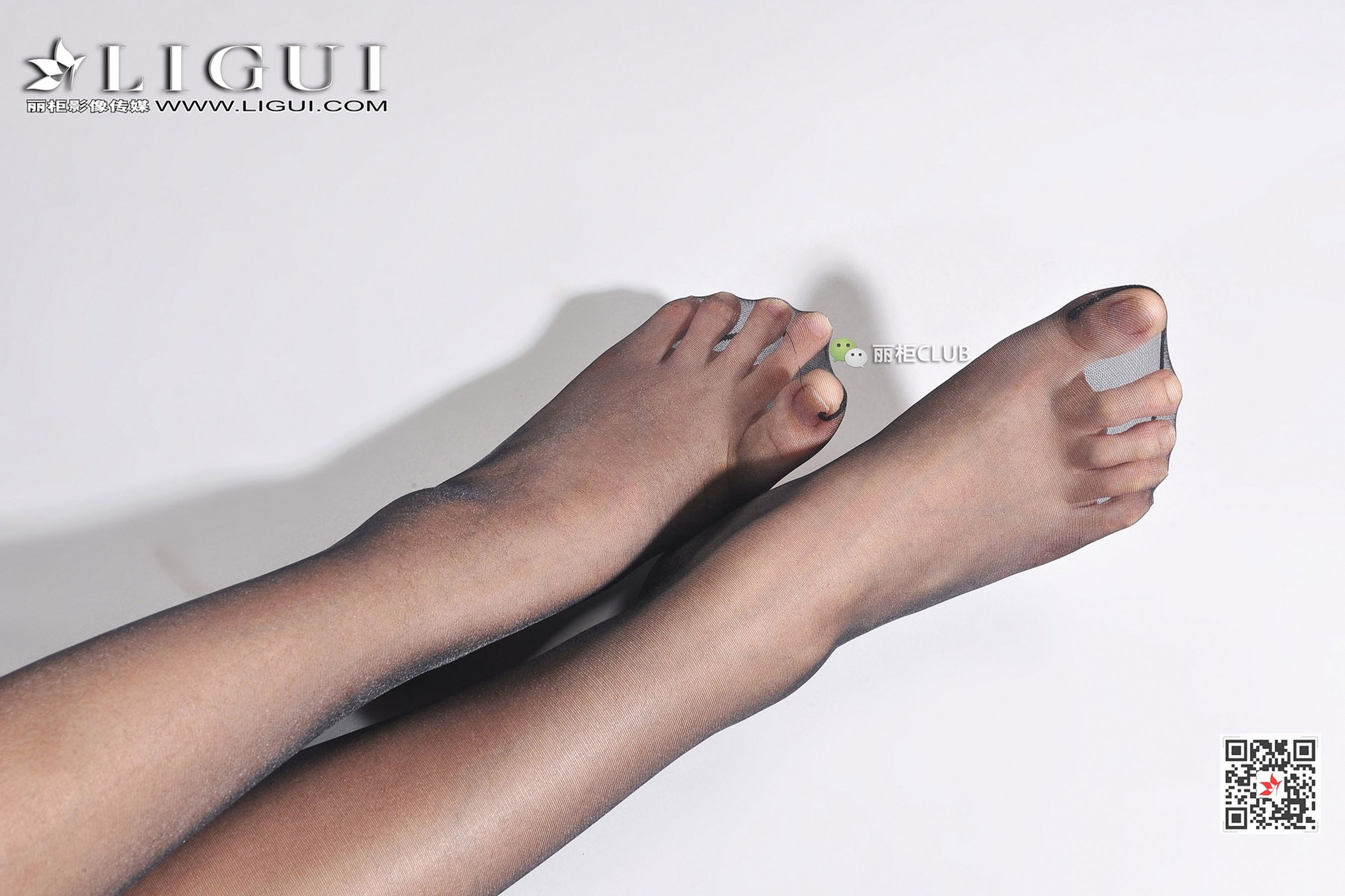 Model Xiao Yang Mi "Lace + Black Silk + Beautiful Feet" [丽柜Ligui] Page 47 No.e1398f